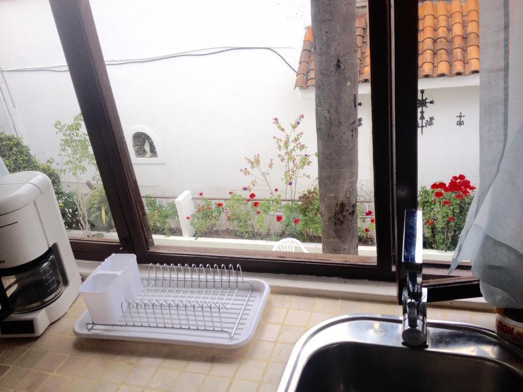 Casa Macondo Bed & Breakfast Cuenca Exterior photo
