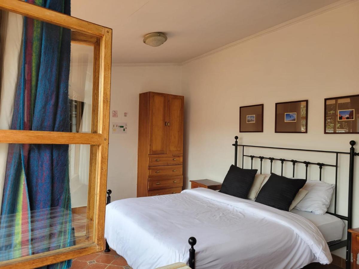 Casa Macondo Bed & Breakfast Cuenca Exterior photo