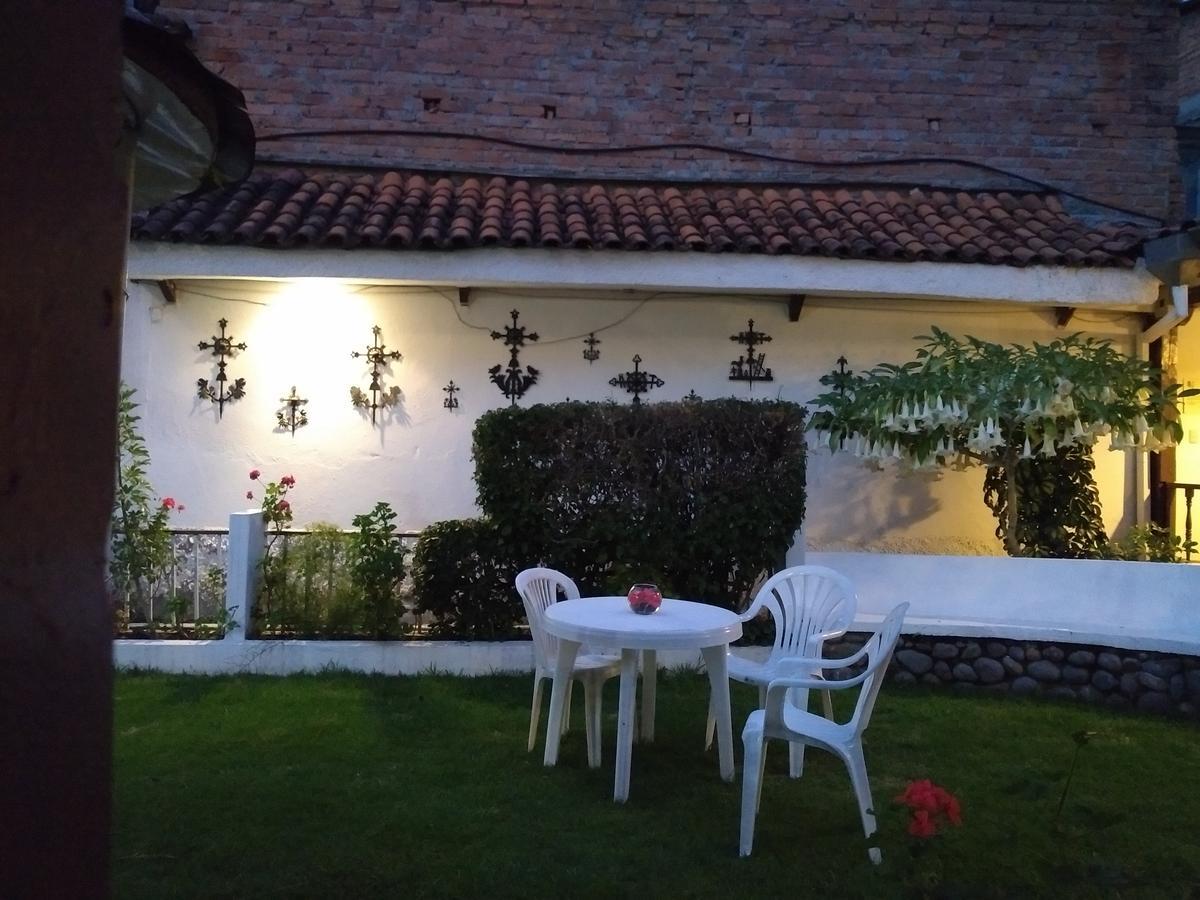 Casa Macondo Bed & Breakfast Cuenca Exterior photo