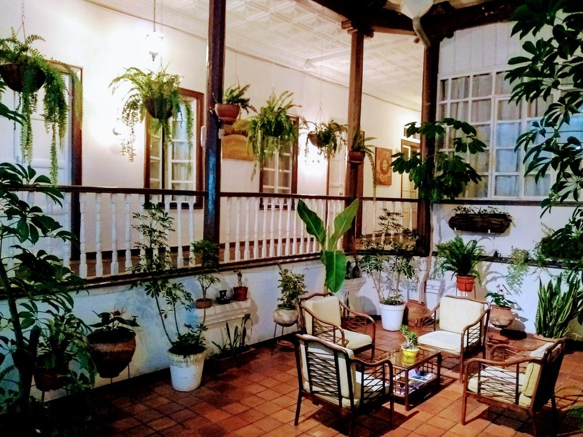 Casa Macondo Bed & Breakfast Cuenca Exterior photo